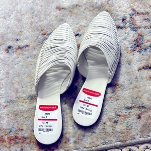 Size 8 Tory Burch white leather mule